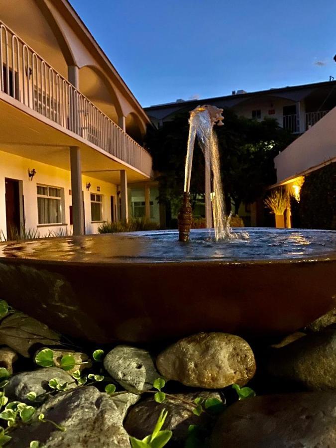 Hotel Posada Tierra Blanca Чиуауа Экстерьер фото